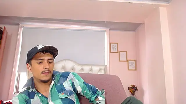 ryan maxy online show from 03/14/25, 07:34