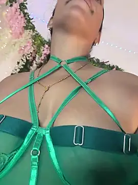 ArielleMillerr online show from 09/19/25, 05:46
