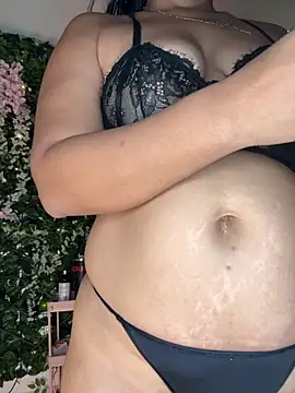 ArielleMillerr online show from 10/06/25, 05:54