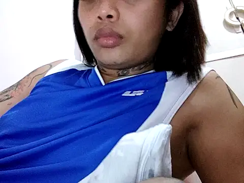 Snapshot of TSqueenOfCUM chatting on 03/11/26, 05:46 TSqueenOfCUM online show from 03/11/26, 05:46