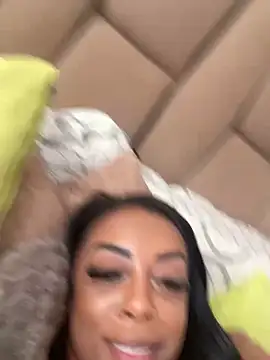 Snapshot of Amber_Parker chatting on 02/12/25, 08:40 Amber Parker online show from 02/12/25, 08:40