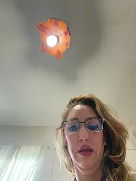 Snapshot of RAIRAsexy chatting on 03/01/26, 08:33 RAIRAsexy online show from 03/01/26, 08:33