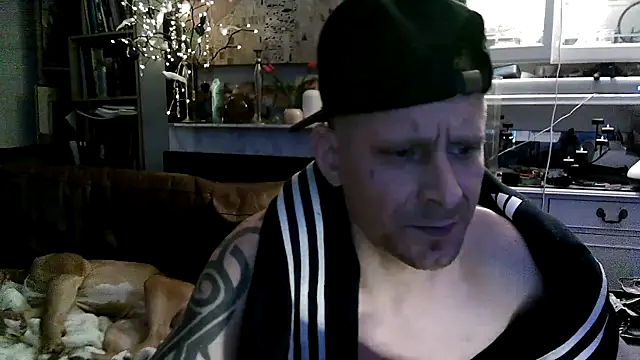 Snapshot of iamsex6969 chatting on 01/11/26, 10:15 iamsex6969 online show from 01/11/26, 10:15