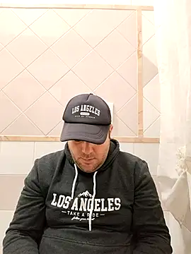 alex899927 online show from 10/09/25, 07:39