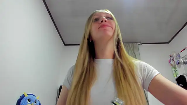 horny  molly  online show from 05/06/26, 04:52