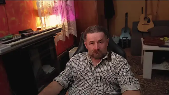 Mosiadz1975 online show from 03/13/25, 10:32