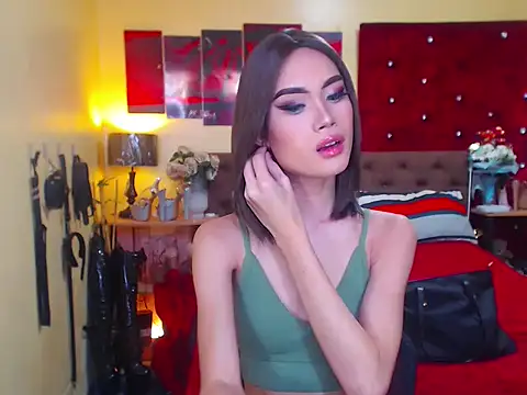 MeatyhorsecockMistress online show from 10/23/25, 07:40