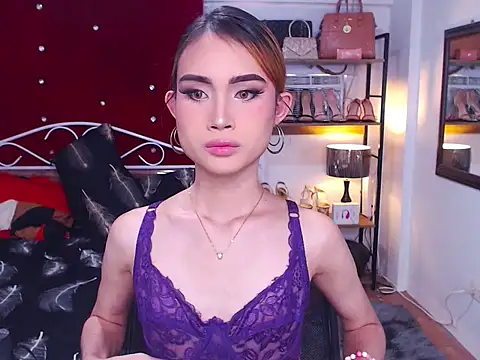 MeatyhorsecockMistress online show from 01/18/26, 09:02