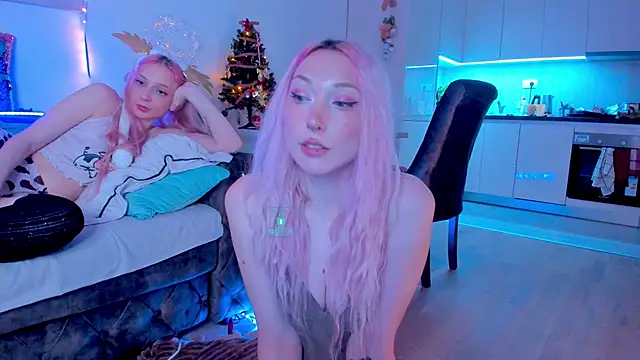 Snapshot of AlexRoseLiRed chatting on 12/18/24, 11:08 AlexRoseLiRed online show from 12/18/24, 11:08