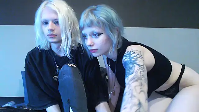 Snapshot of Alien_Bella chatting on 01/21/25, 11:13 Alien Bella online show from 01/21/25, 11:13