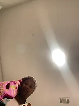 BigFineSelena online show from 12/25/24, 12:37