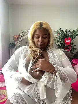 BigFineSelena online show from 02/02/25, 03:07