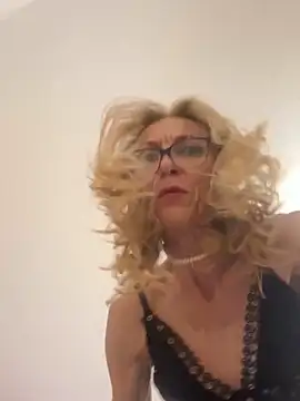 adella13 online show from 12/20/24, 02:49