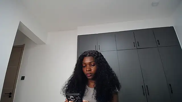 Snapshot of Pretty_Liya08 chatting on 05/13/26, 06:16 Pretty Liya08 online show from 05/13/26, 06:16