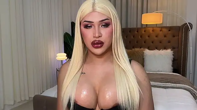 Your Majesty Tyra online show from 02/28/25, 07:48