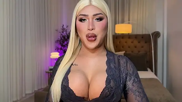 Your Majesty Tyra online show from 10/21/25, 05:19