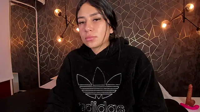 dayra angels online show from 09/08/25, 09:03