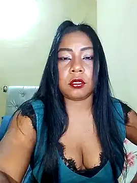 rosmery-navarro online show from 10/13/25, 04:45