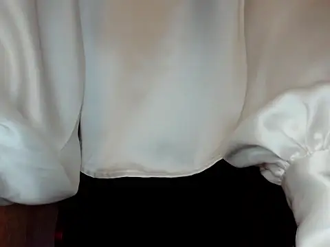 elenaza online show from 11/16/25, 10:15