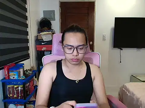 Your PrettyGirlxxx online show from 03/09/26, 12:42