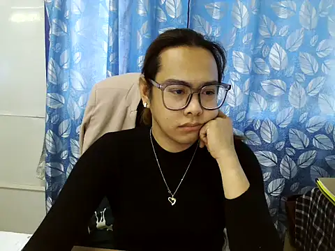 Your PrettyGirlxxx online show from 04/24/26, 03:31