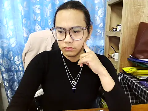 Your PrettyGirlxxx online show from 05/08/26, 12:27
