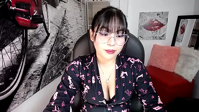 Hana    online show from 01/11/26, 11:43