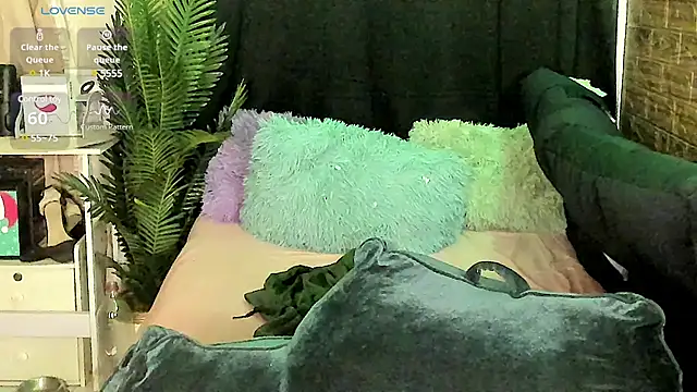 Horny Sassy online show from 03/03/25, 06:15