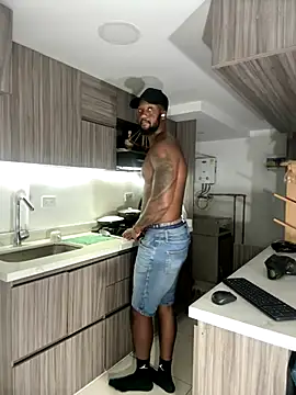 blackdrey18 online show from 10/22/25, 01:55