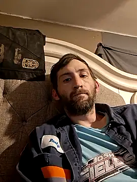 lewis7869 online show from 09/25/25, 10:30