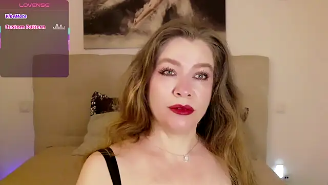 Snapshot of PetersEmily chatting on 06/12/26, 09:57 PetersEmily online show from 06/12/26, 09:57