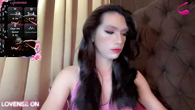 Snapshot of QUEEN_LILITH chatting on 07/11/26, 10:07 QUEEN LILITH online show from 07/11/26, 10:07
