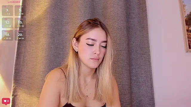 Assh lee  online show from 10/10/25, 12:48