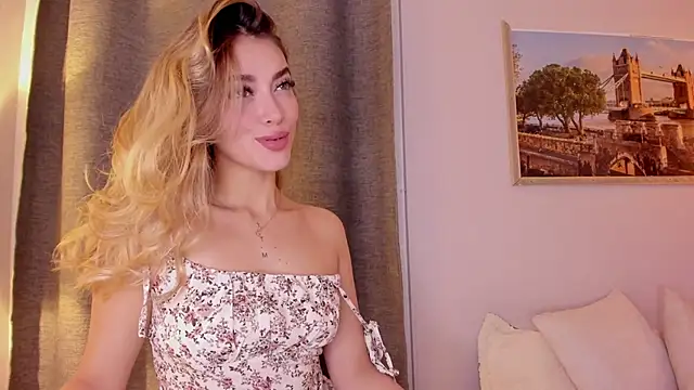 Assh lee  online show from 11/22/25, 12:37