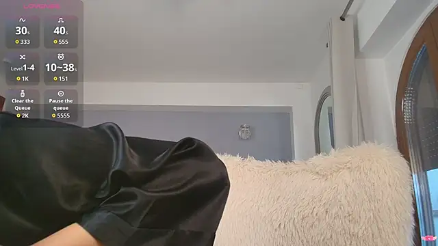 Snapshot of Anna_Lewis chatting on 12/16/25, 07:24 Anna Lewis online show from 12/16/25, 07:24