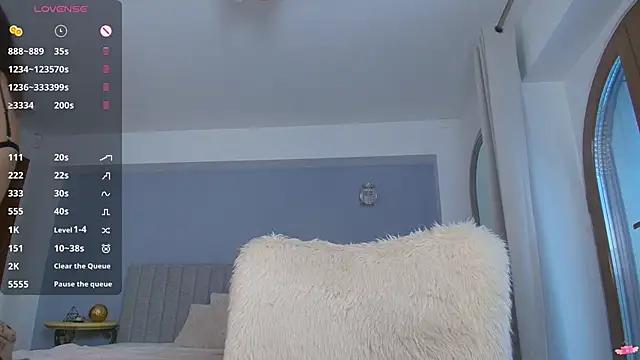 Snapshot of Anna_Lewis chatting on 03/01/26, 05:31 Anna Lewis online show from 03/01/26, 05:31