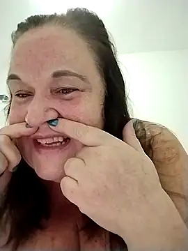 Yaya Mineira online show from 11/05/25, 09:48