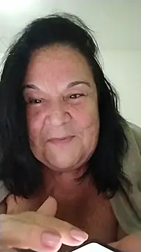 Snapshot of Yaya_Mineira chatting on 06/22/26, 01:29 Yaya Mineira online show from 06/22/26, 01:29