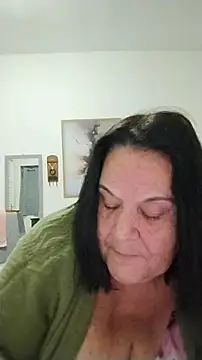 Snapshot of Yaya_Mineira chatting on 06/24/26, 09:47 Yaya Mineira online show from 06/24/26, 09:47