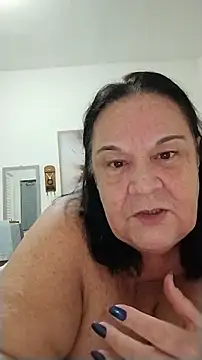 Snapshot of Yaya_Mineira chatting on 06/28/26, 01:00 Yaya Mineira online show from 06/28/26, 01:00