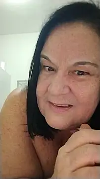 Snapshot of Yaya_Mineira chatting on 07/14/26, 02:05 Yaya Mineira online show from 07/14/26, 02:05