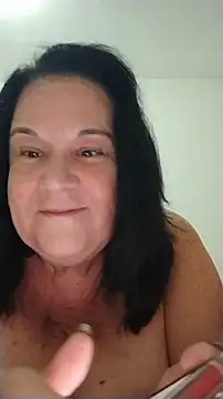 Snapshot of Yaya_Mineira chatting on 08/01/26, 01:49 Yaya Mineira online show from 08/01/26, 01:49