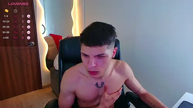 Snapshot of harrisoncuper chatting on 01/16/25, 01:48 harrisoncuper online show from 01/16/25, 01:48