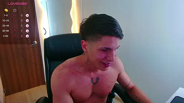 Snapshot of harrisoncuper chatting on 03/11/25, 12:44 harrisoncuper online show from 03/11/25, 12:44