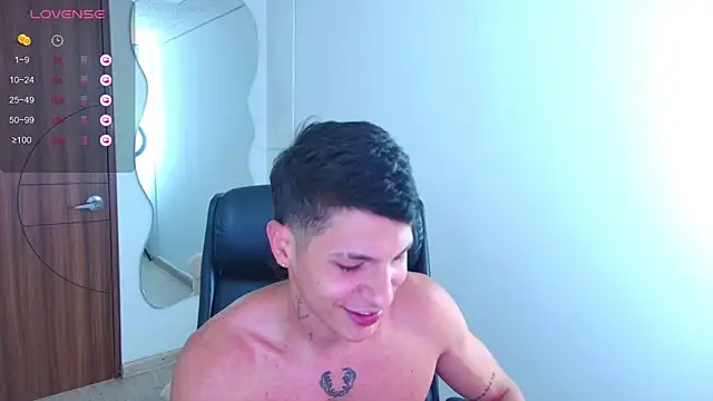 Snapshot of harrisoncuper chatting on 02/20/26, 10:21 harrisoncuper online show from 02/20/26, 10:21