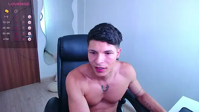 Snapshot of harrisoncuper chatting on 03/15/26, 09:32 harrisoncuper online show from 03/15/26, 09:32