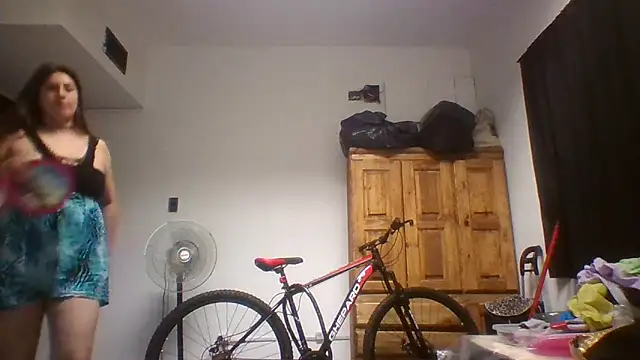 La pauli latina online show from 12/10/24, 04:45