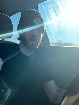 KcCumz19 online show from 01/10/26, 08:21