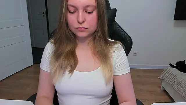 stacy miracle online show from 04/25/26, 03:53