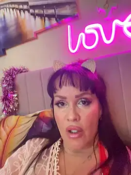 Lolaley2 online show from 02/21/26, 04:52